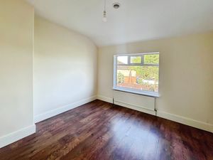 Bedroom- click for photo gallery